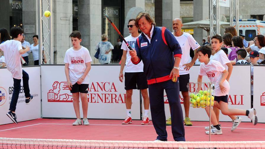 Torna “Un campione per amico”, sport in piazza con quattro stelle La